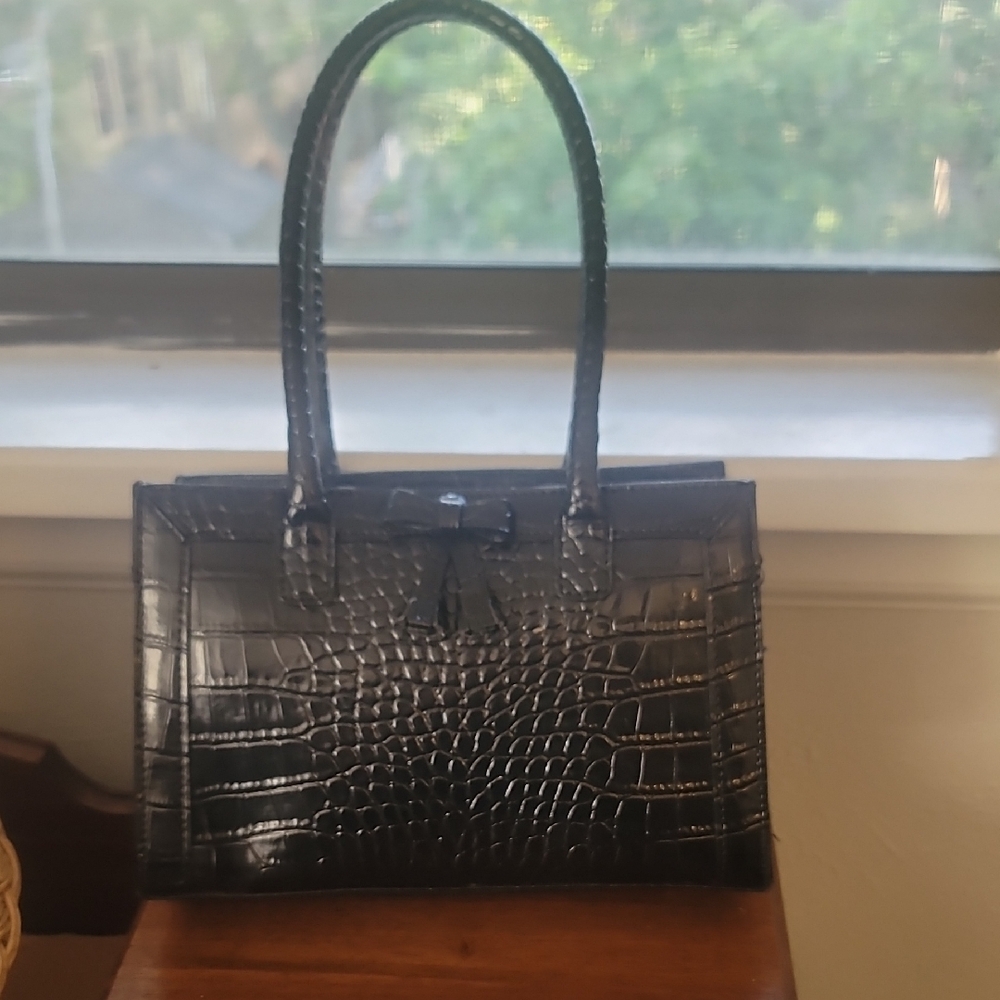 Liz Claiborne Black Crocodile-Pattern Shoulder Bag